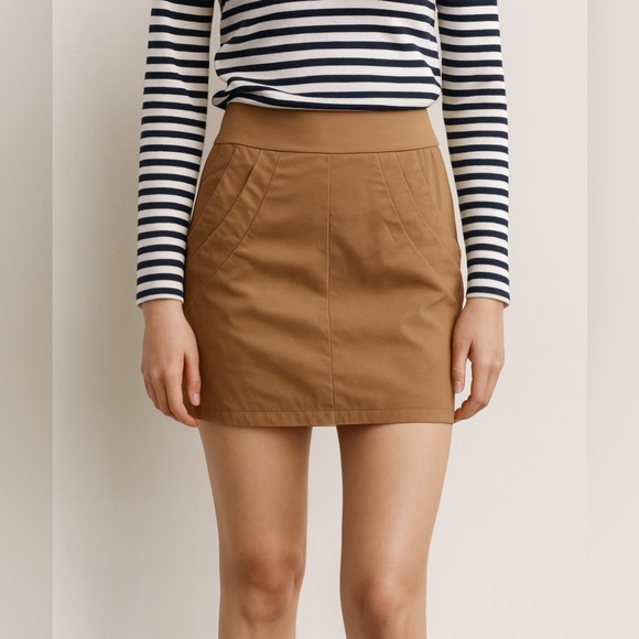 Dresses & Skirts - Kitten Pink Mini Skirt (Size Small)